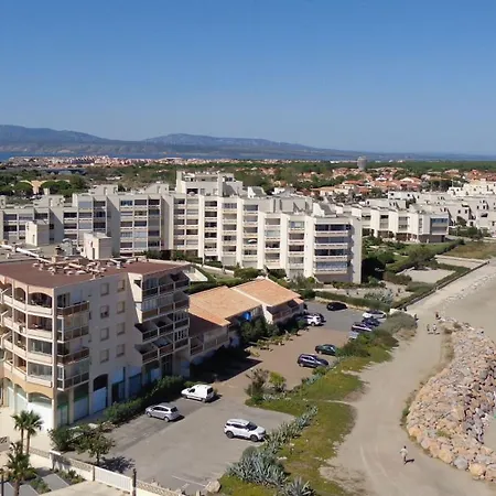 Avec Vue Paradisiaque Sur Port Et Apartment *